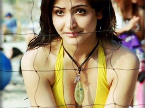 Indian Actress Cleavage - Amar Ujala Hindi News Live - 12 नायिकाओं के