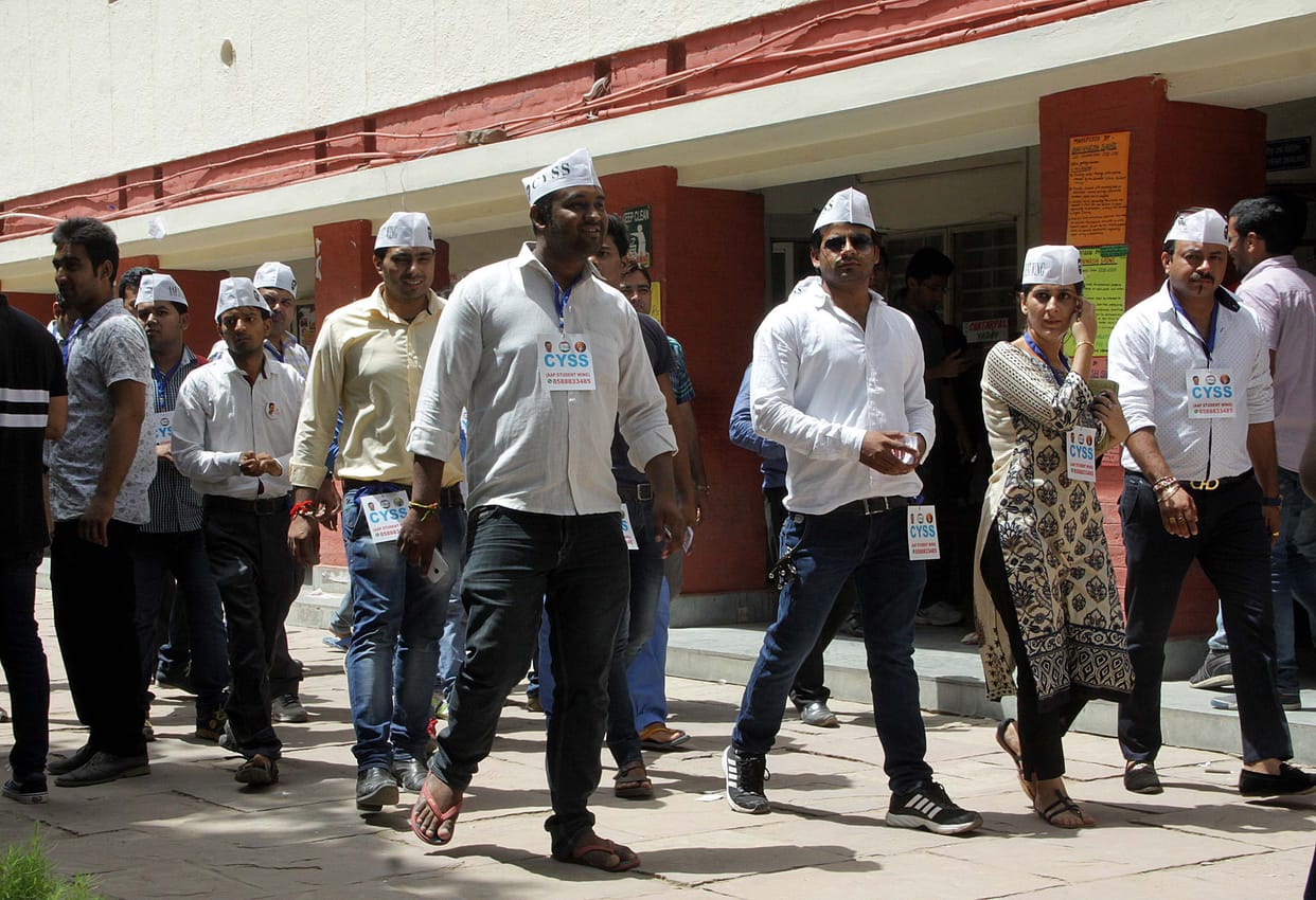 aap acused distruction of punjabi academy in punjab
