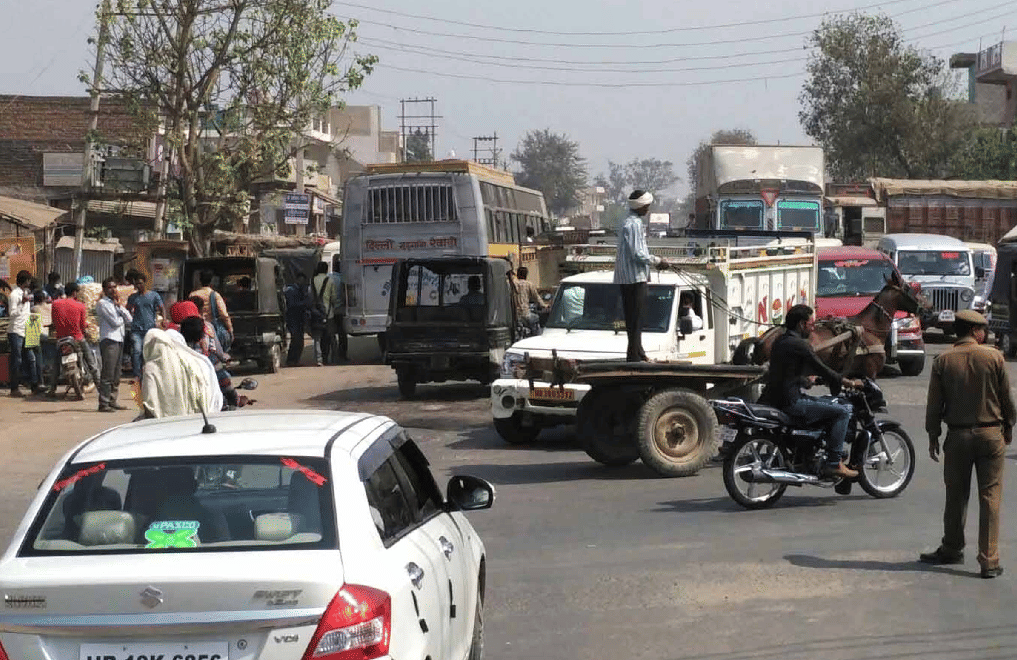 driver dies in truck and swift accident