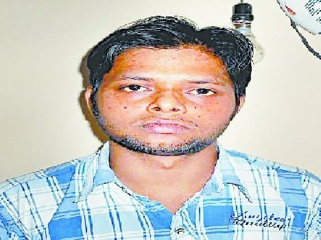 Sarraf of 72 million gold looted