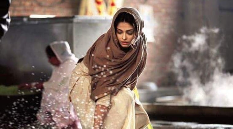 actress aishwarya rai visit on indo pak international border