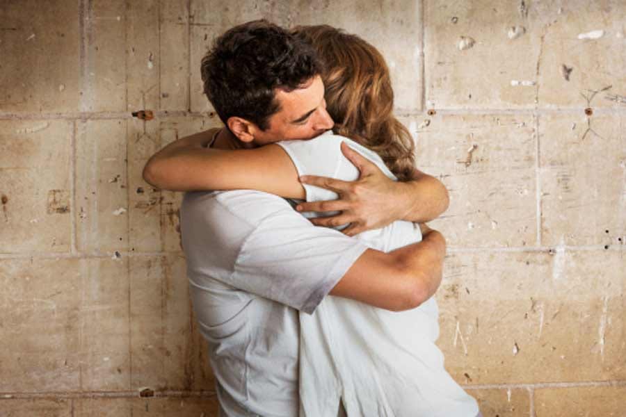 cuddling can benefit your health