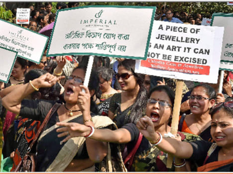No excise duty on small businessmen: Govt