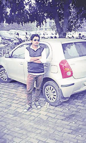 gps car loot arrest
