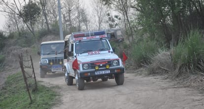 chinese army spotted along LoC in PoK