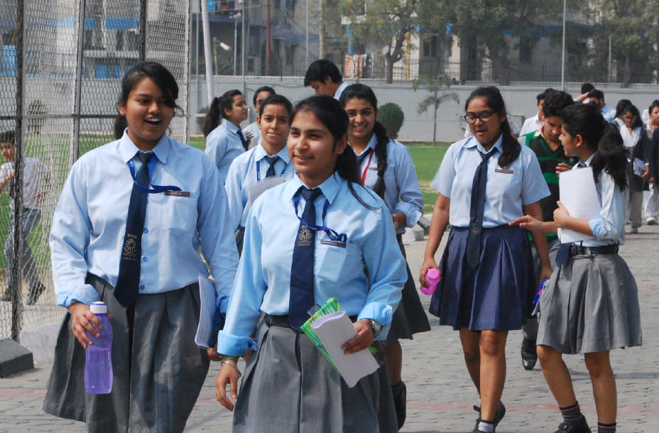 CBSE 10th-12th paying students will get relief, board examination fees will return