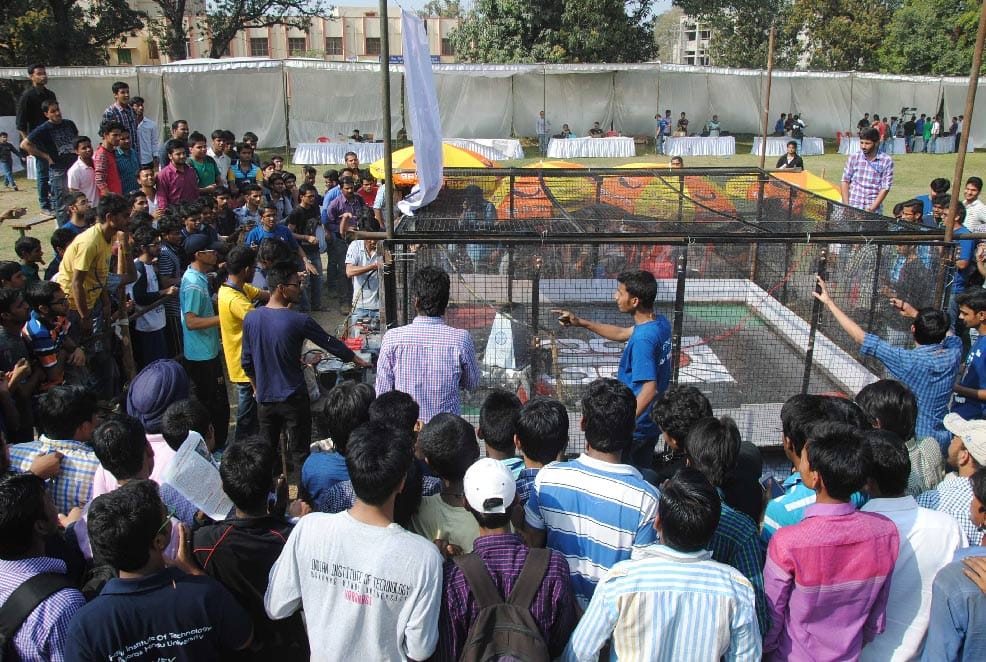 students new innovation shown in BHU