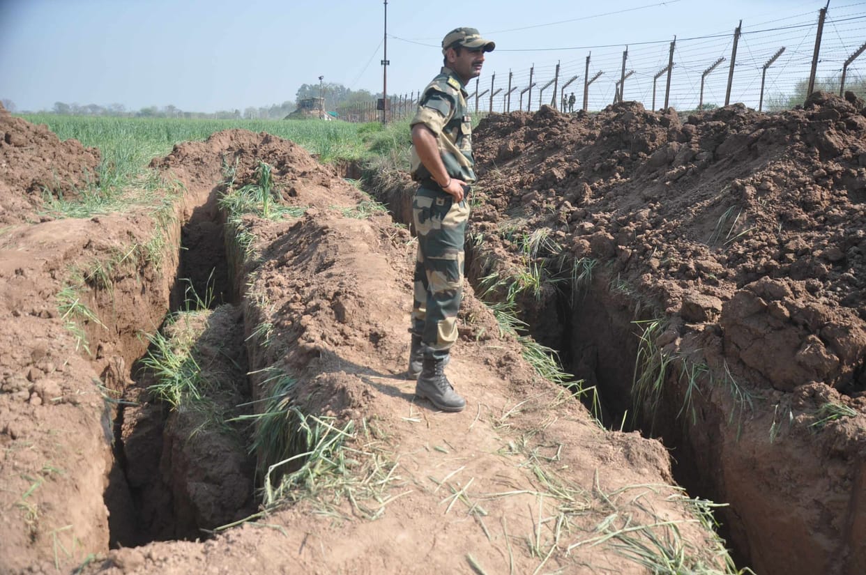 BSF armored tractors broke traces of fields across the international border, farmers said - where to plow
