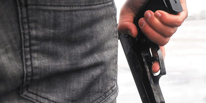 firing on wife lover in delhi