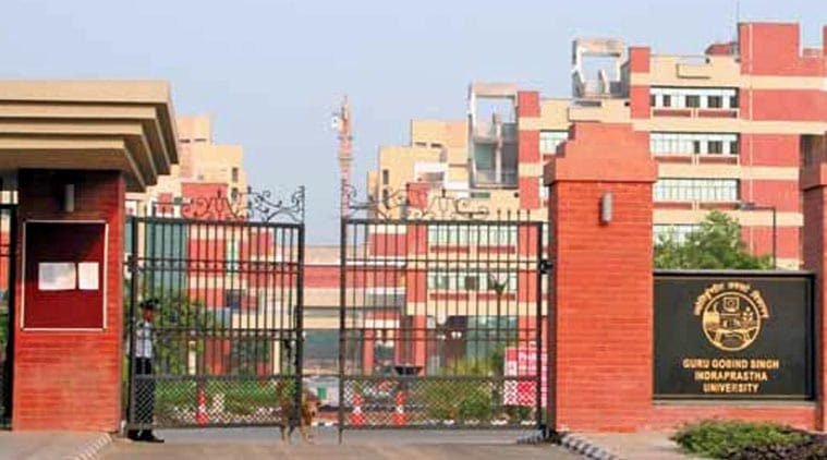 students protest in ip university against fee hike in delhi