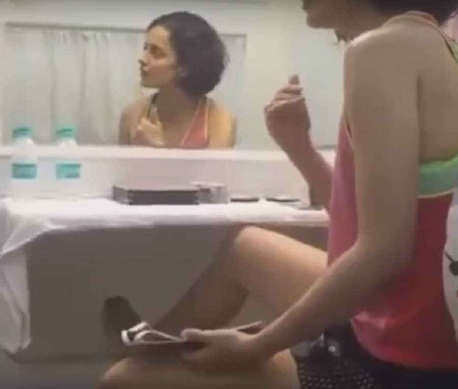 गुस्से से लाल कंगना