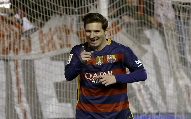 lionel messi's double goal got victory in championship league 