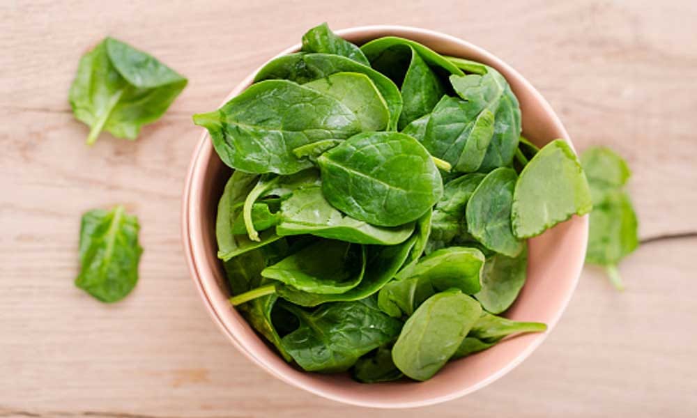 if your mood is low in corona times then must eat this foods in hindi