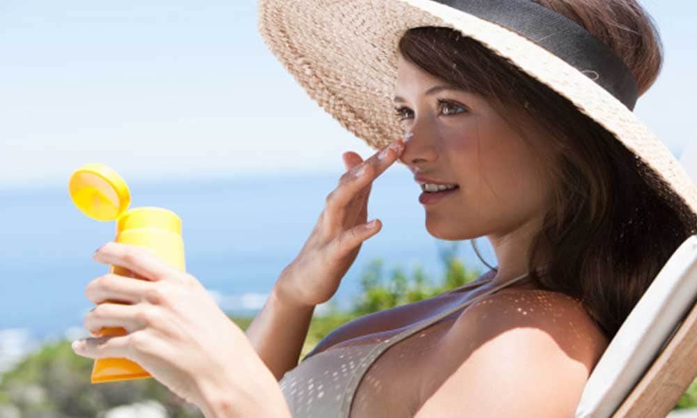 tips to protect coloured hair with summer sun