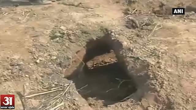 जम्मू कश्मीर में सीमा पर मिली सुरंग