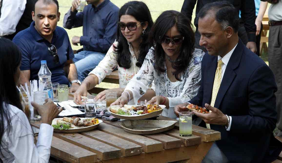 tasty food with music performance in laser valley at chandigarh