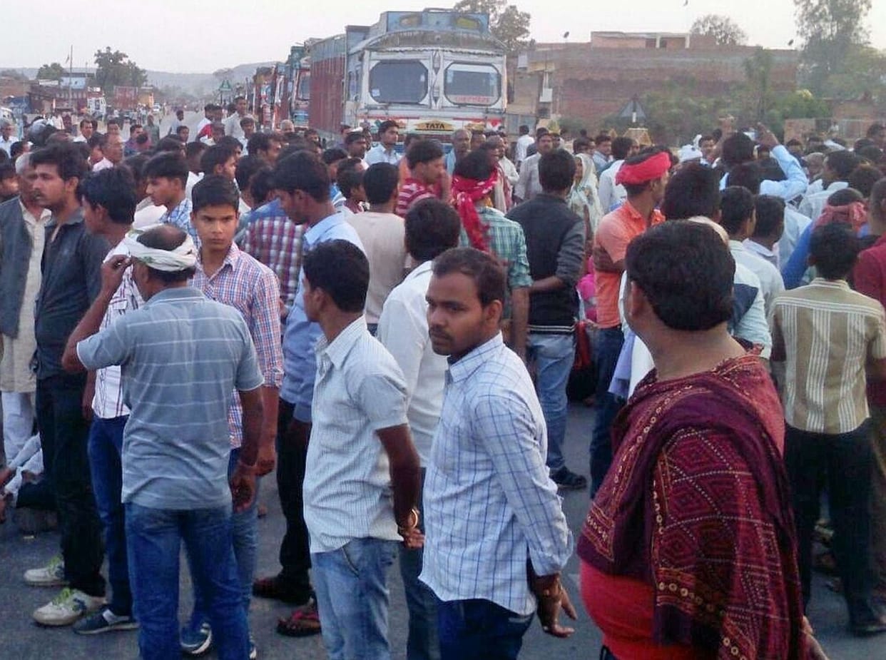 The death of the injured, the road blockade