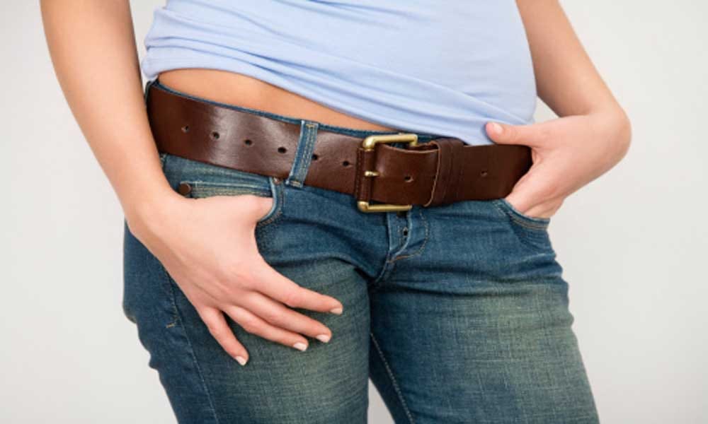 change the belt with dress.