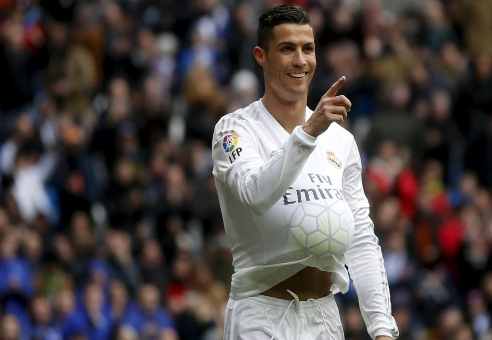 real madrid enter quarter final in champions league
