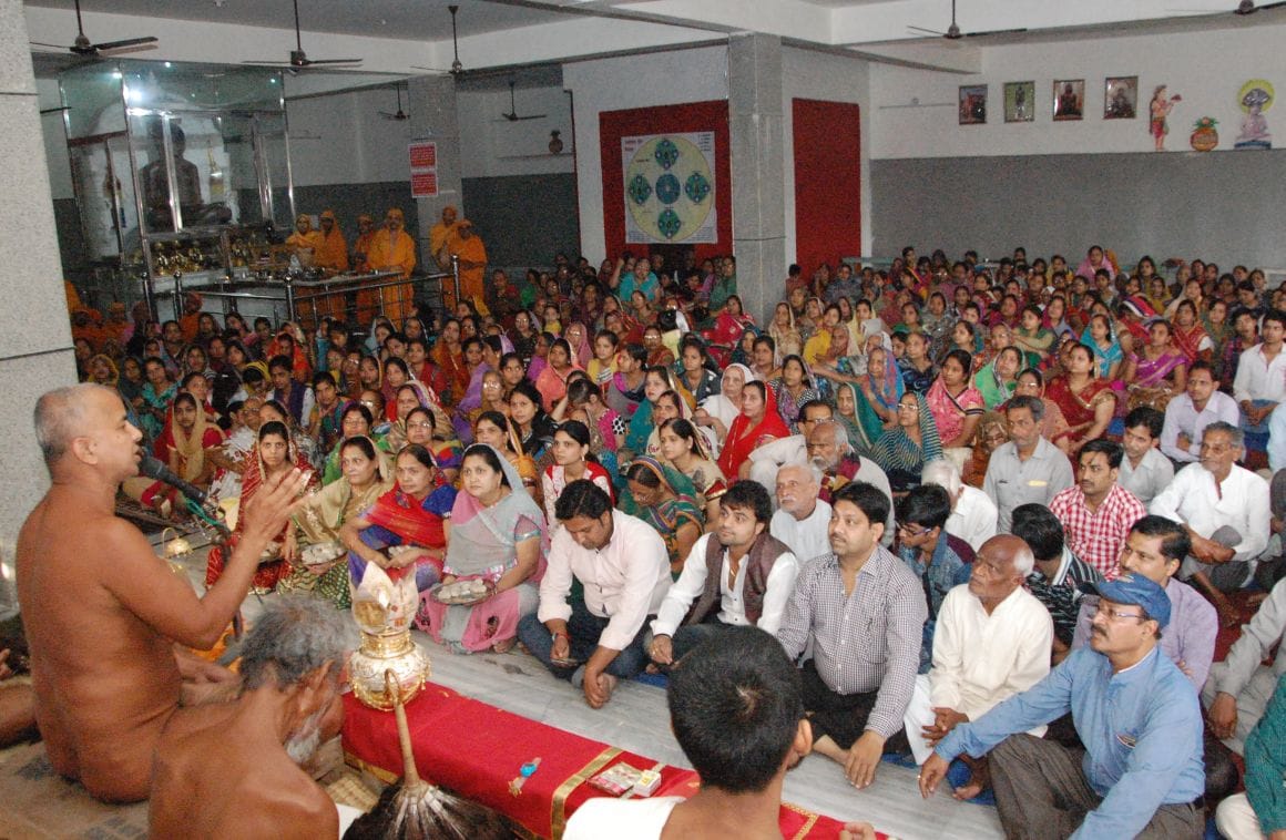 Celebrated God Muni Nath Suwrt Nirwanotsv