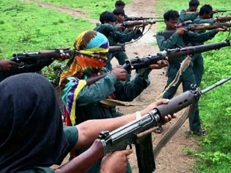 Chhattisgarh: three soldiers martyr in naxal attack