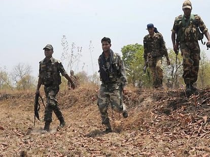 Chhattisgarh: three soldiers martyr in naxal attack