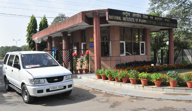 niper, niper mohali, niper director kk bhutani, niper mohali cbi raid, central govt, mohali news