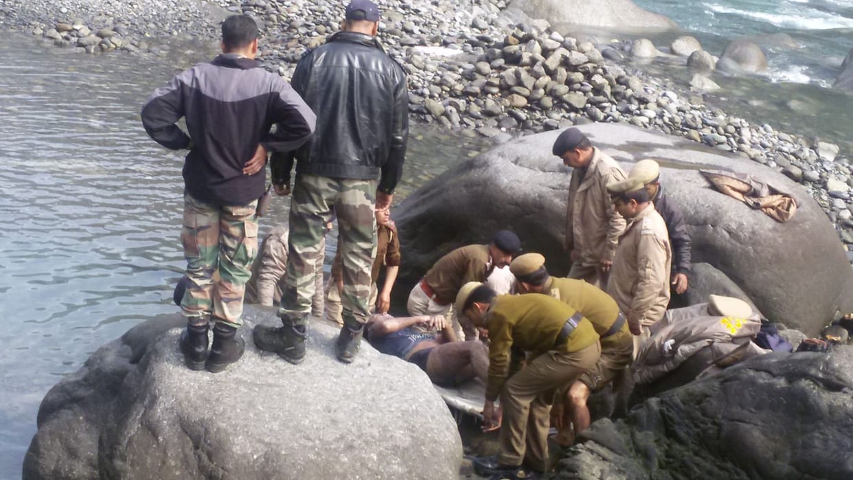 two air force jawans drowned in ravi river