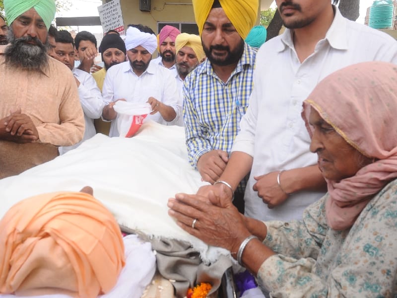 saroop parinda, chachi atro, chachi atro passes away, comedian chachi atro,  bathinda news