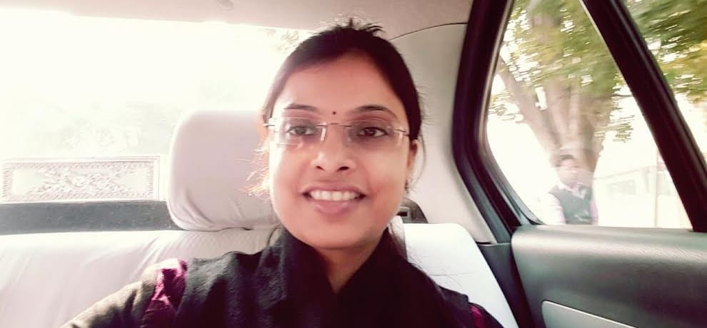 shubhi kakan became pcs after seeing women in grief