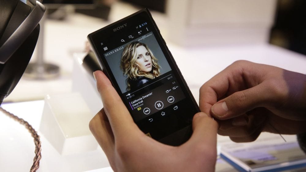आपका स्मार्टफोन बना जाएगा विदेश यात्रा के लिए पासपोर्ट