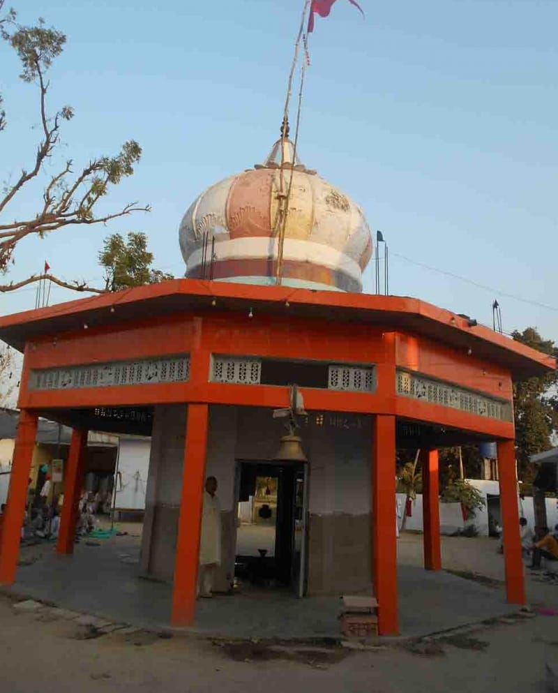 Three lakh bows head at Deothhsidh