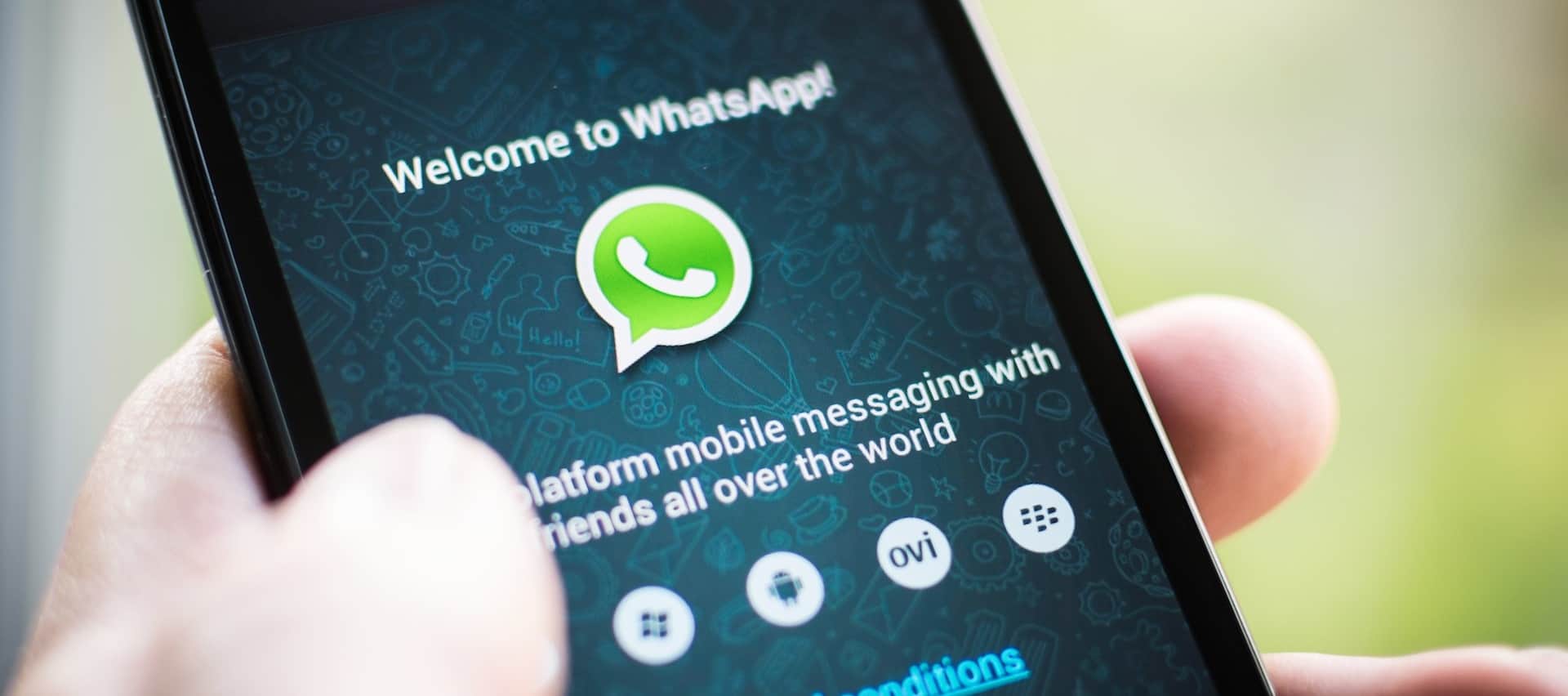 WhatsApp beta gets GIFs support and hints at video calling