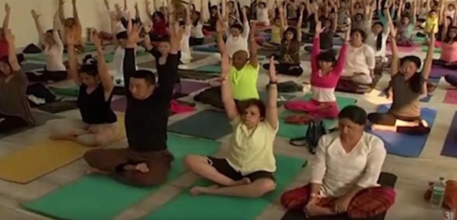 योग महोत्सव