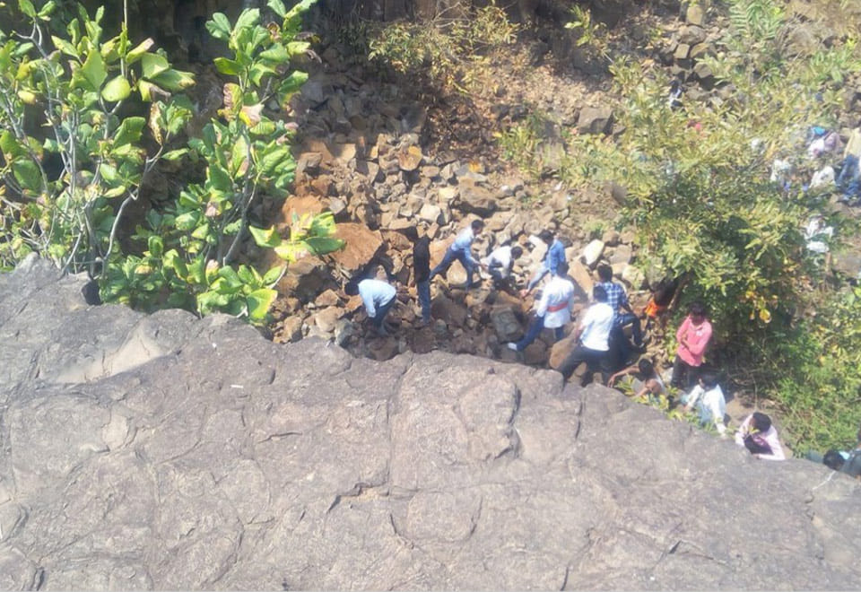 Three dies in Chindwara Temple incident