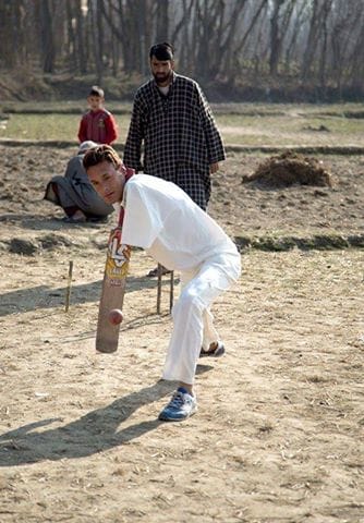 without limbs Kashmiri cricketer amir hussain