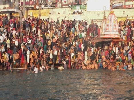 haridwar river bath on shivaratri.