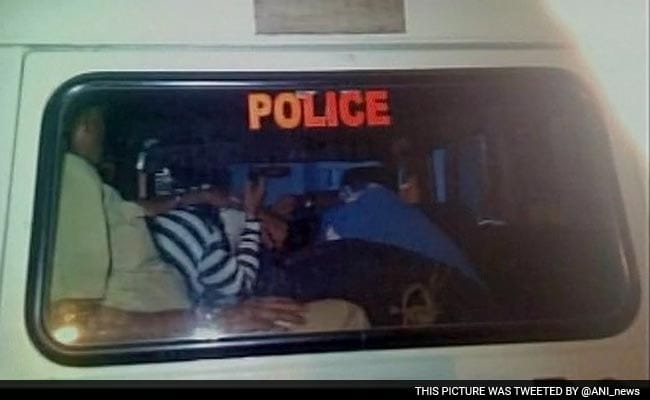 Girl jumps from second floor to escape rapists in West Bengal