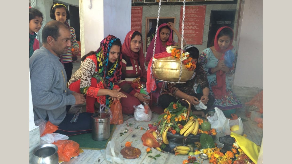 temple, fear, sradha, heavy, maha shivratri, pathankot