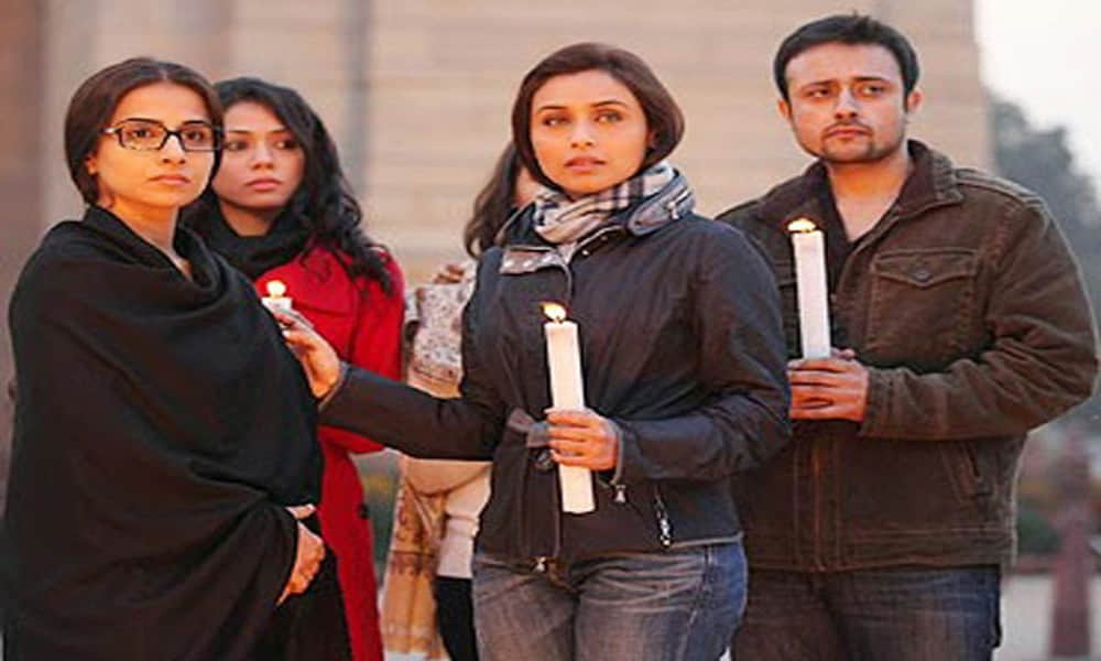 rani mukharjee's father died on Sunday Morning, He was Directed Dileep kumar in Leader
