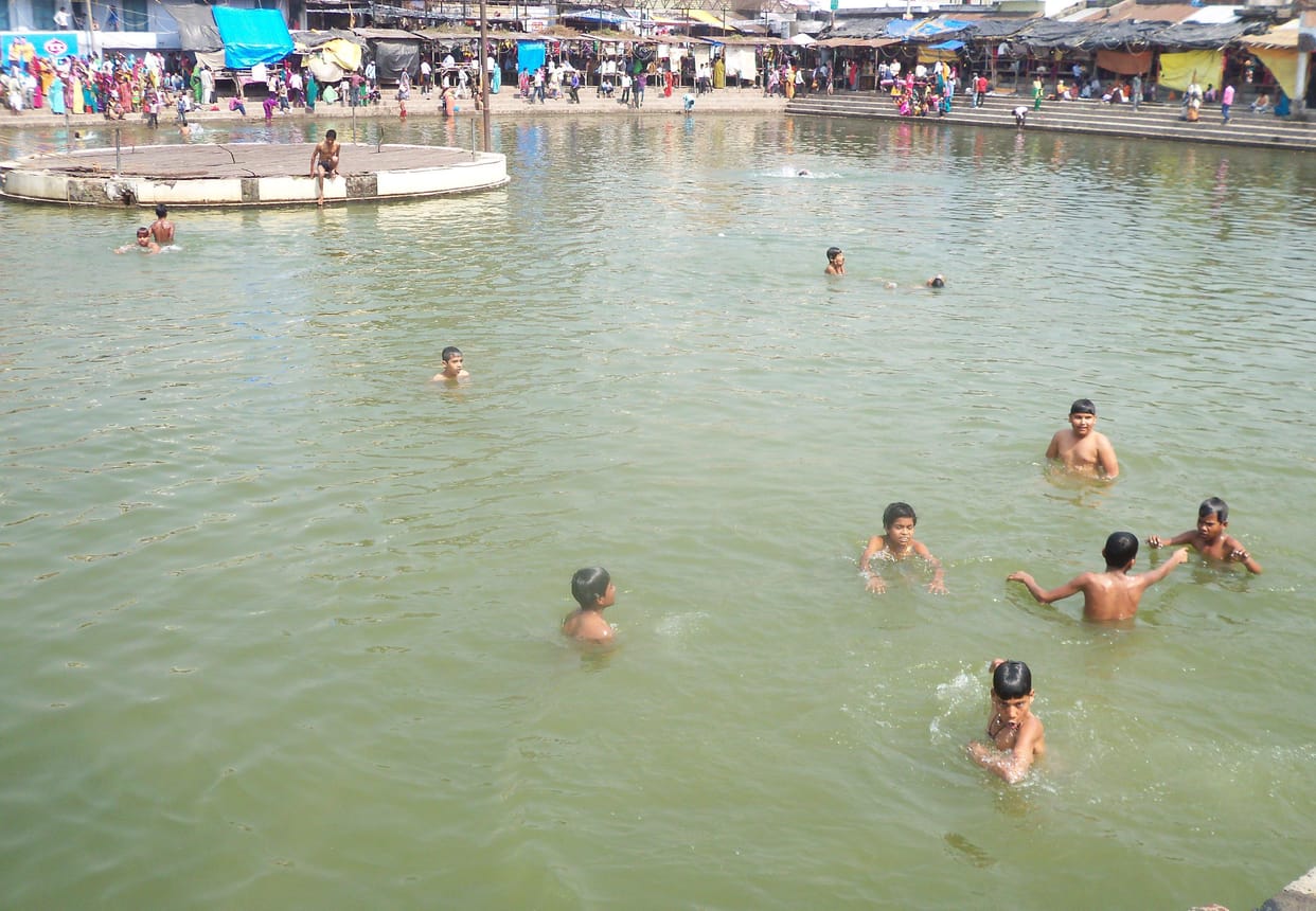 The cheers rang out from Bam Bhole small Kashi