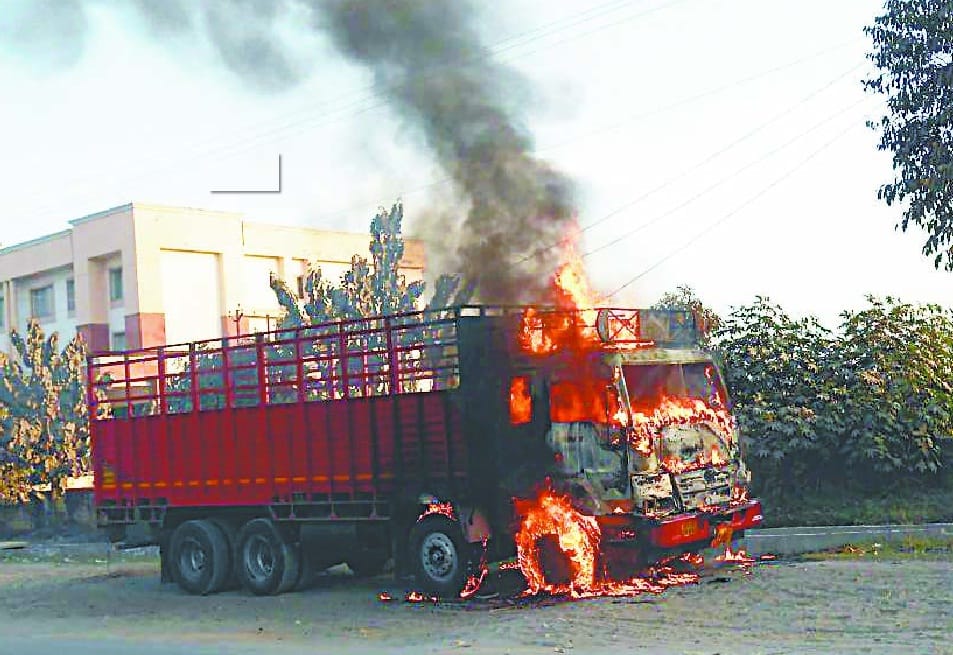 Abducted moving truck on fire