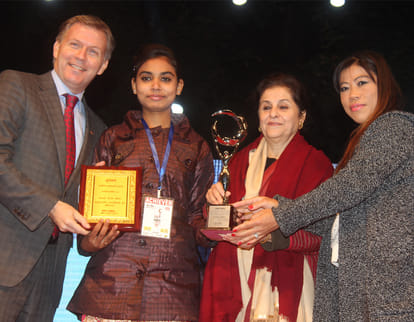 Women's Day Special: 15 Women Who Gets Special Place in His Works.