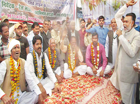 Now the relay hunger strike for railway line