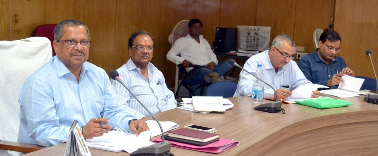 Development work should be made till March 30