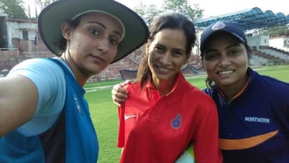 A story of female Indian cricketer, Will I play cricket or become mother?