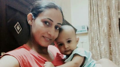 A story of female Indian cricketer, Will I play cricket or become mother?
