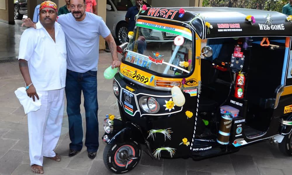 Crazy Fan tattoos Sanjay Dutt's face all over his body