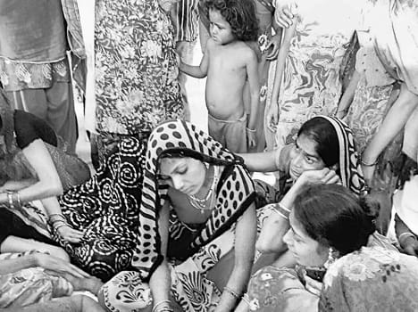 In eight days she become widow