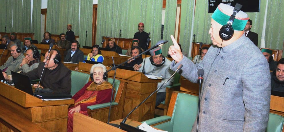 debate on NGT decision on rohtang, hp govt ready for discussion.